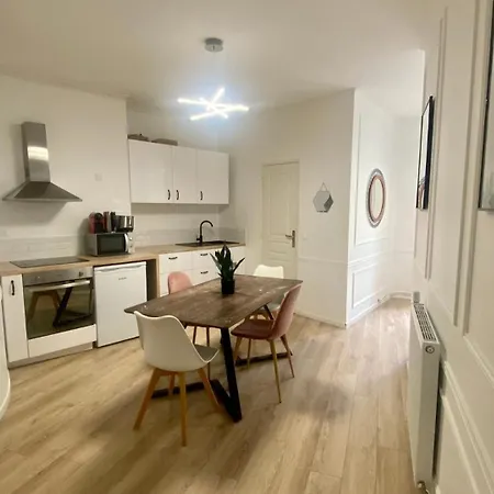 Apartment Confortable Champs Elysees 4p